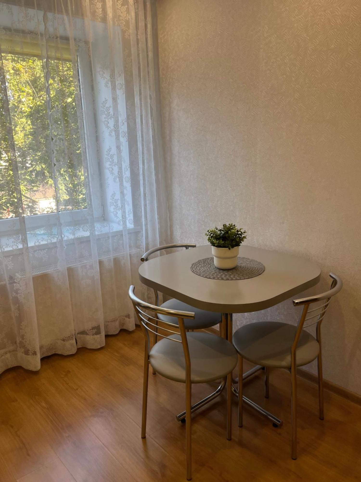 Center Two Bedroom Apartment 陶格夫匹尔斯 外观 照片